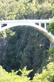 Saut Elastique Ponsonnas